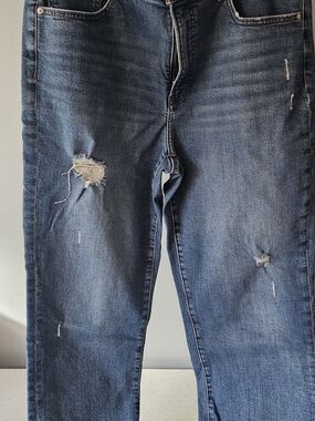 Express Women's Distressed Blue Cropped Ankle Jeans